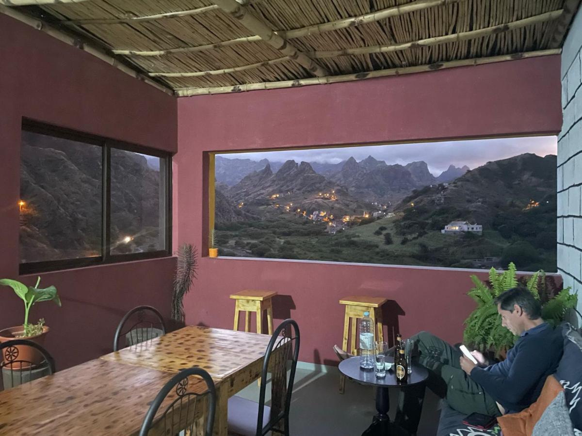 Casa Familiar Por Do Sol Bed & Breakfast Ribeira Grande Eksteriør bilde