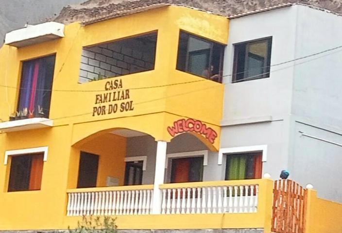 Casa Familiar Por Do Sol Bed & Breakfast Ribeira Grande Eksteriør bilde